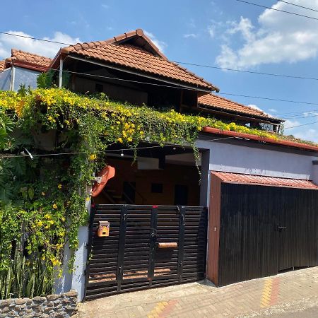 Coorg North Breeze Homestay Мадикери Экстерьер фото